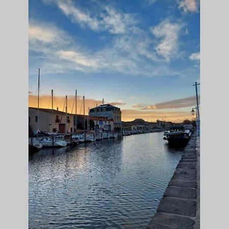 Appartement Cosy Dans Residence Sur Le Port De Marseillan Marseillan  Buitenkant foto