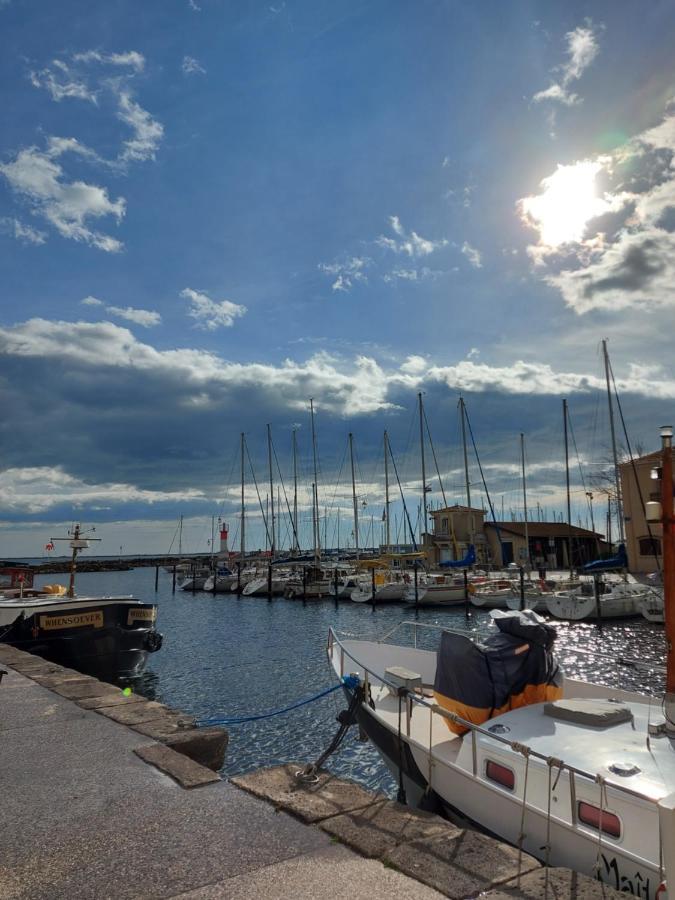 Appartement Cosy Dans Residence Sur Le Port De Marseillan Marseillan  Buitenkant foto